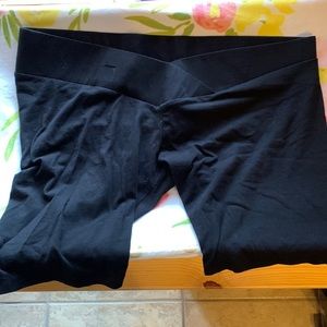 Maternity shorts